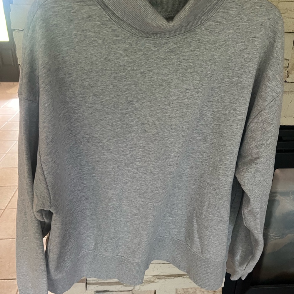 Calia Light Gray Crewneck Top